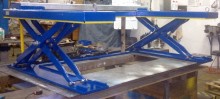 Výroba hydraulických zvedacích stolů
